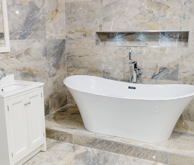 Lakeshore Bathrooms & Tiles showroom, Mullingar